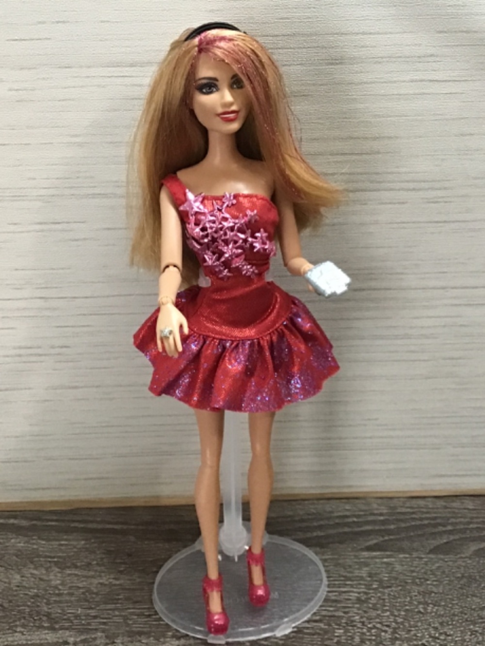 Barbie Doll and Clothing - Picture 12 of 14
